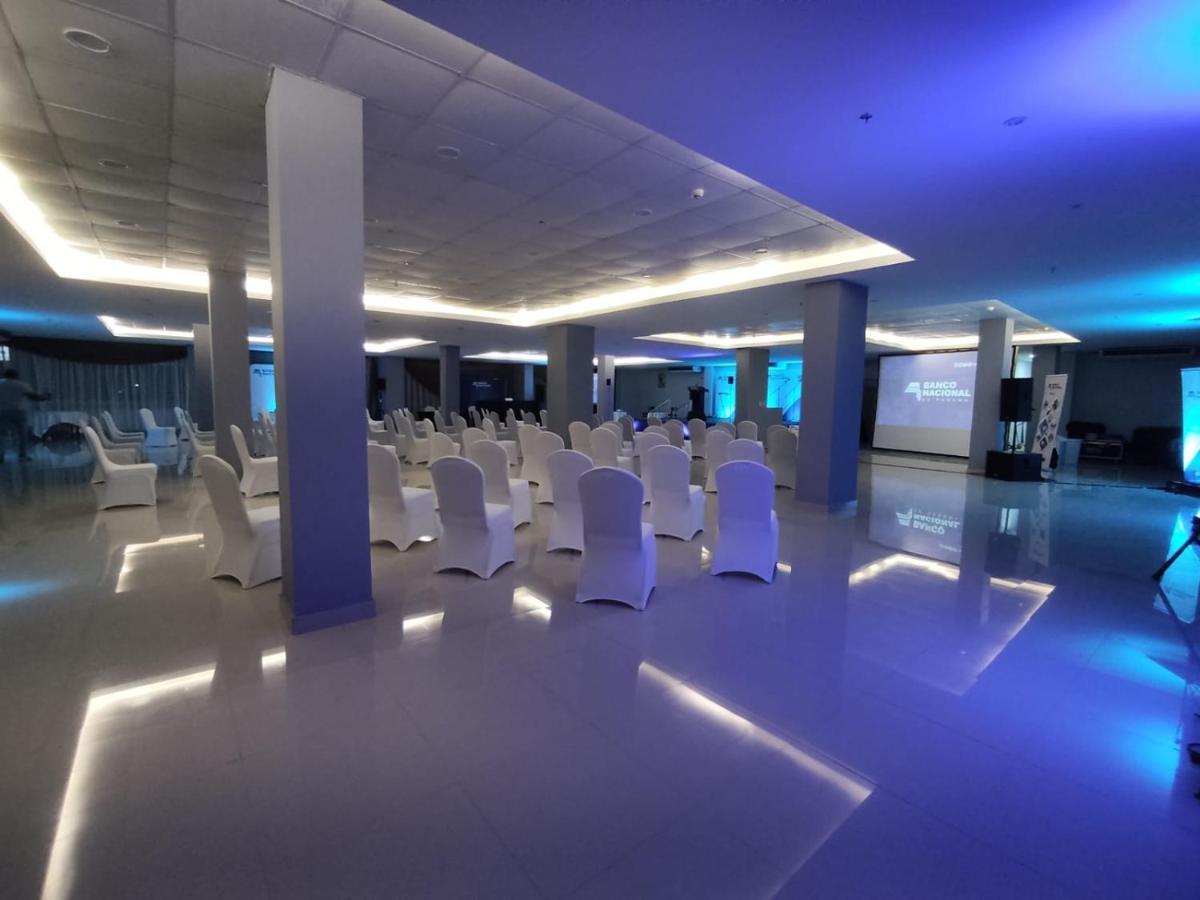 דויד Hotel City Plaza & Suites מראה חיצוני תמונה