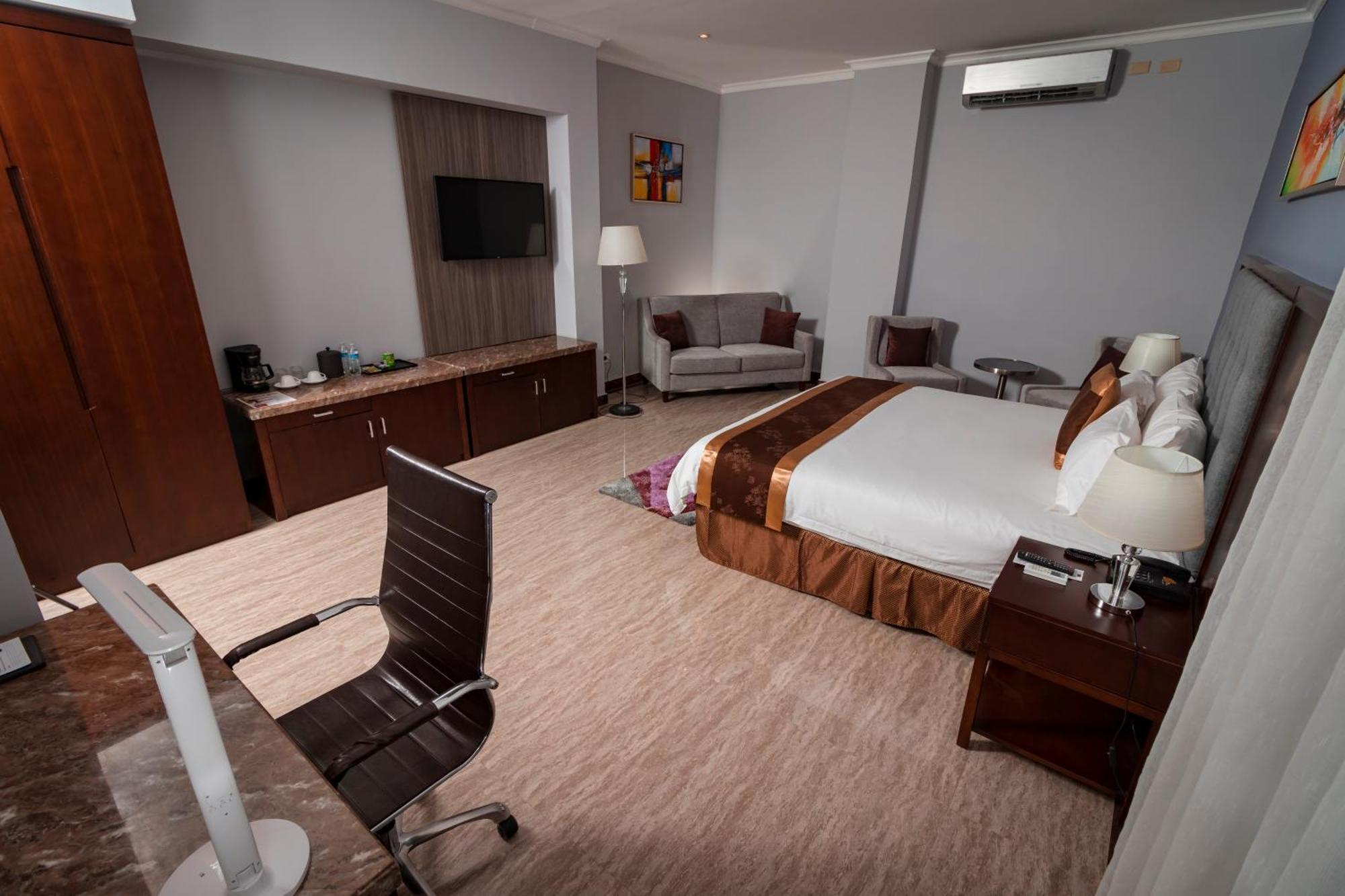 דויד Hotel City Plaza & Suites מראה חיצוני תמונה