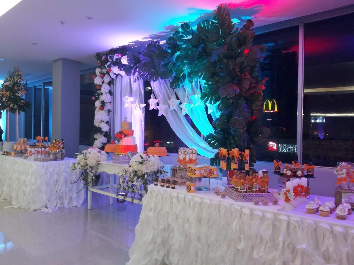 דויד Hotel City Plaza & Suites מראה חיצוני תמונה