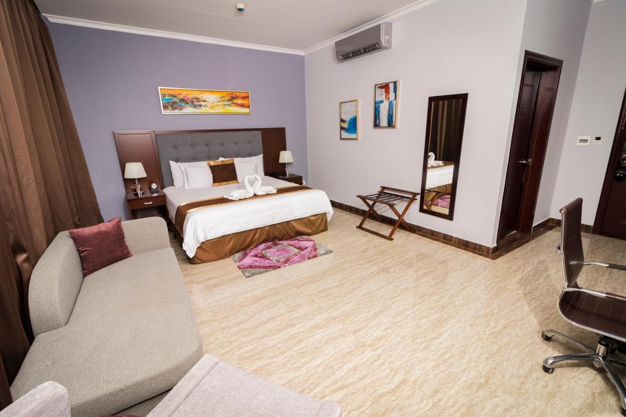 דויד Hotel City Plaza & Suites מראה חיצוני תמונה