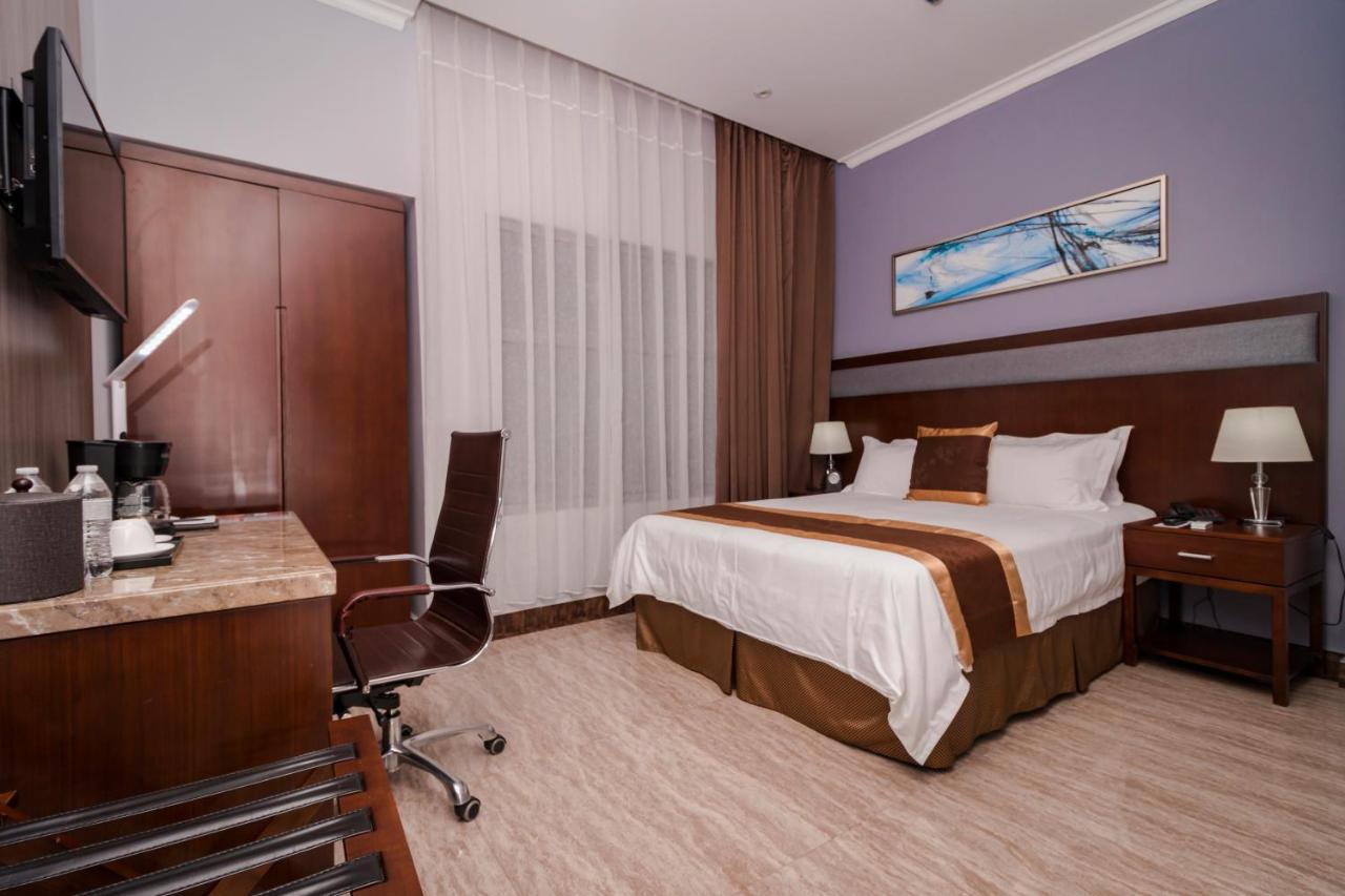 דויד Hotel City Plaza & Suites מראה חיצוני תמונה